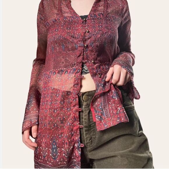Converse One Star Burgundy Paisley Print Semi Sheer Button Up Tunic Blouse - Picture 16 of 16